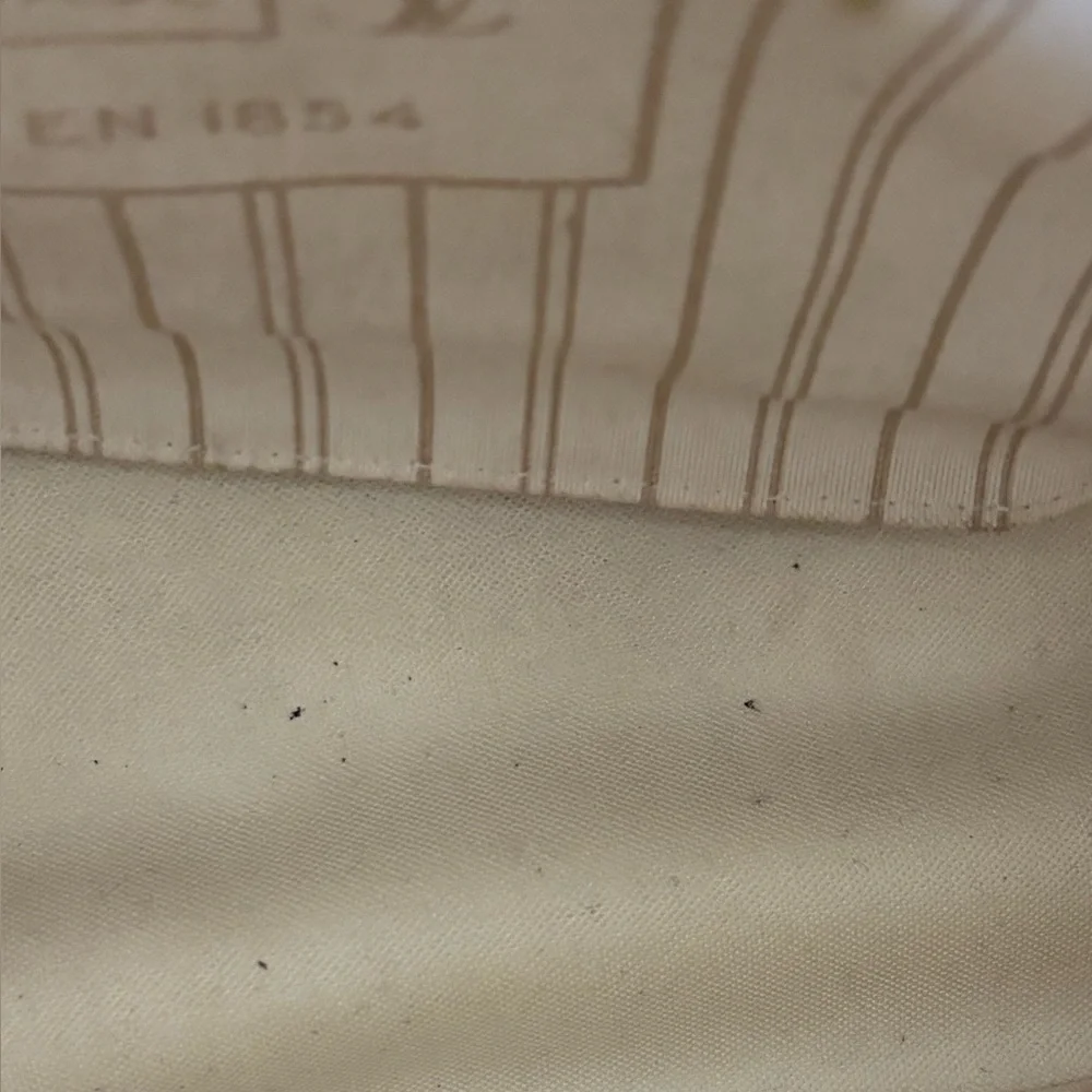 Louis Vuitton Neverfull Damier Azur Tote - Cream - Picture 4 of 4